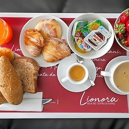 Alojamento de Acomodação e Pequeno-almoço Lionora Nápoles
