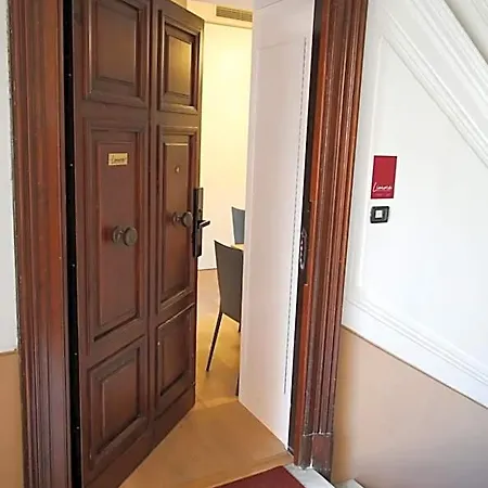Bed & Breakfast Lionora 4*