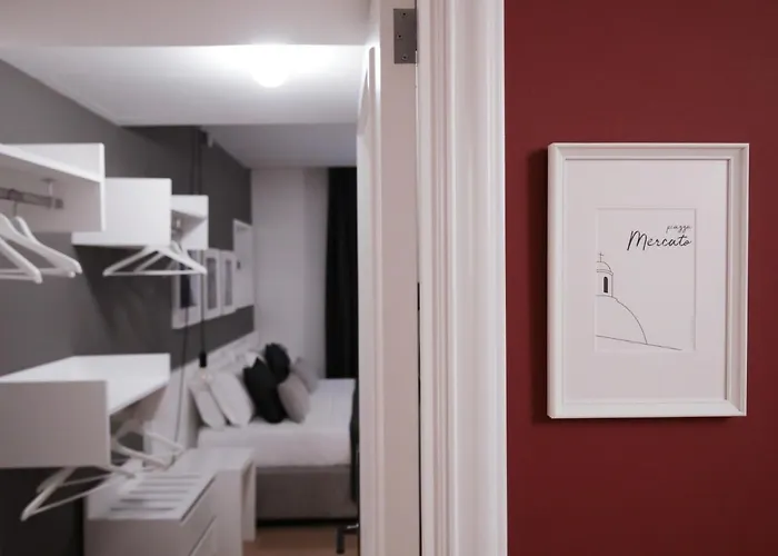 Alojamento de Acomodação e Pequeno-almoço Lionora Nápoles