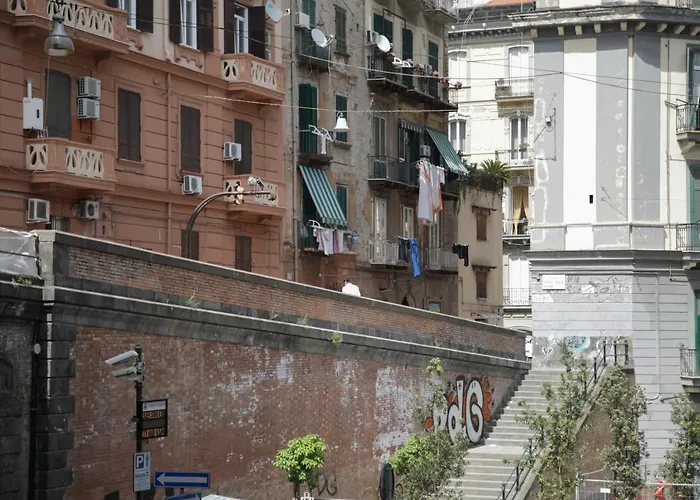 Alojamento de Acomodação e Pequeno-almoço Lionora 5*