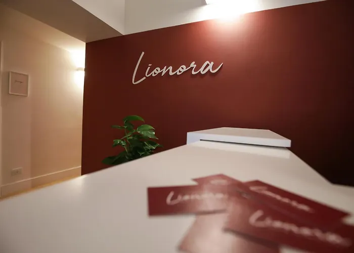 Alojamento de Acomodação e Pequeno-almoço Lionora Nápoles