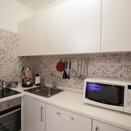 Lionora Bed and Breakfast Νάπολη